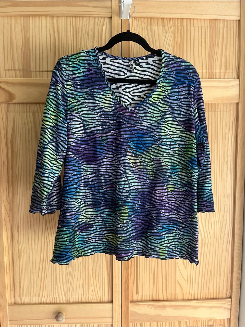 SNO SKINS Multicolor V-Neck Zebra Print Top